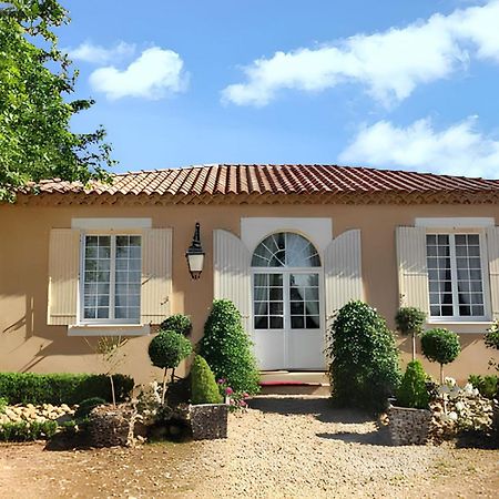 Maison Accueillante A Arles - Jardin, Parking Prive Exterior photo